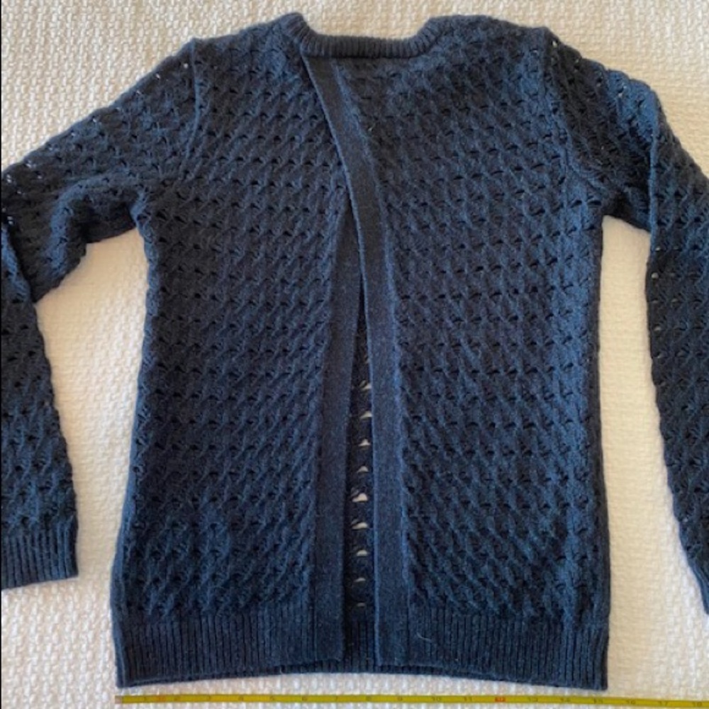 Rag & Bone navy split back sweater (xxs)